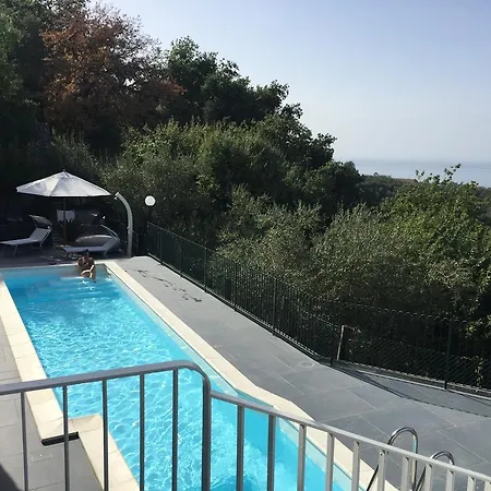 Giada Villa *